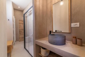 Hair dryer, towels - Hortus apartment in the historic centre (Orta San Giulio)
