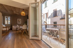 Interior - Hortus apartment in the historic centre (Orta San Giulio)