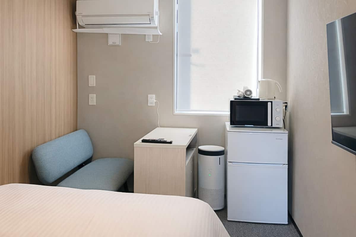 Camera singola, non fumatori | Copriletto in piuma, Wi-Fi gratuito, lenzuola