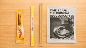 羽絨被、免費無線上網、床單