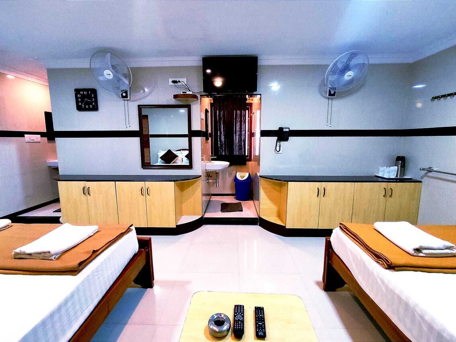 ファミリー 4 人部屋