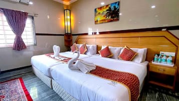 Superior Suite, Lake View