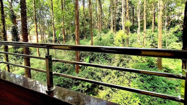 Khuôn viên nơi lưu trú