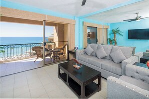 TV, offices - Seaside Serenity at Sonoran Spa N704 (Puerto Peñasco)