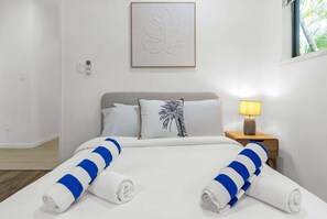 4 makuuhuonetta, silitysrauta/-lauta, Wi-Fi, vuodevaatteet