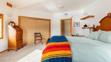 4 Schlafzimmer, Bügeleisen/Bügelbrett, WLAN, Bettwäsche