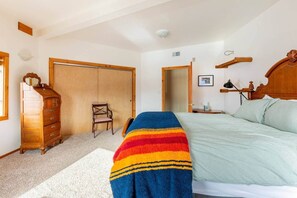 4 Schlafzimmer, Bügeleisen/Bügelbrett, WLAN, Bettwäsche