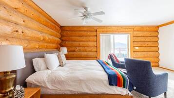 4 chambres, fer et planche à repasser, Wi-Fi, draps fournis