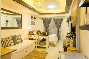 Standard Room, 1 Bedroom | Free WiFi - Wind Residences Tagaytay (Tagaytay)