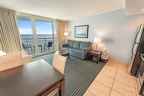 Interior - Sky-High Oceanfront Retreat – 21st-Floor Penthouse (Myrtle Beach)