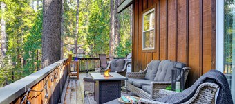 Game Room & Hot Tub! Dog-Friendly Arnold Retreat