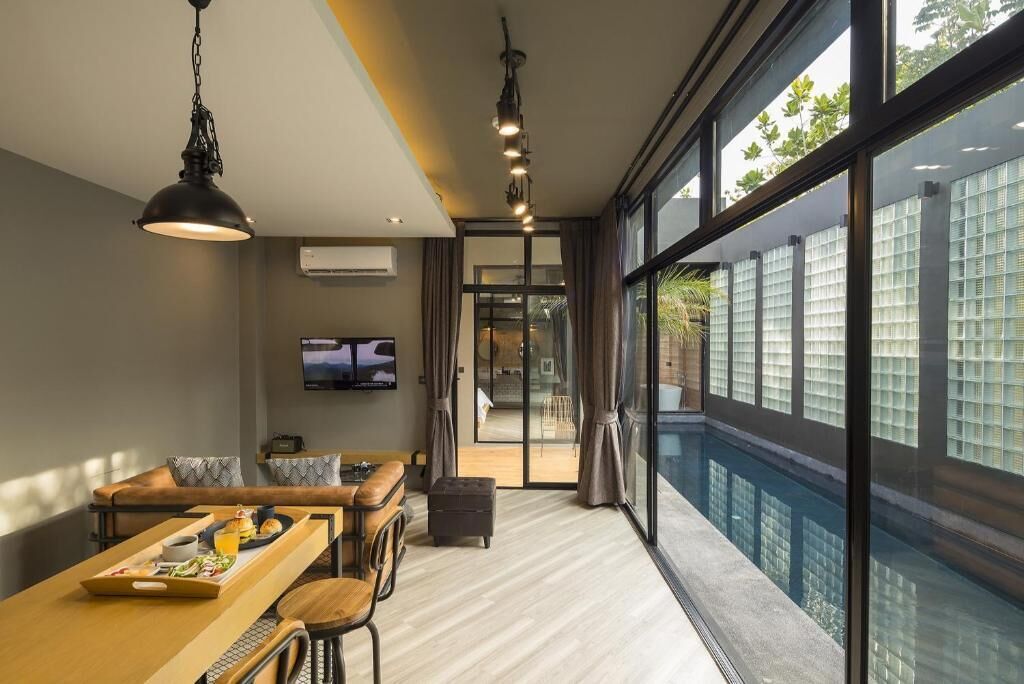 2 Bedroom Pool Villa | お食事
