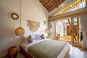 Huvila, 2 makuuhuonetta, yksityinen uima-allas, näköala uima-altaalle | Tallelokero huoneessa, pimennysverhot, silitysrauta/-lauta