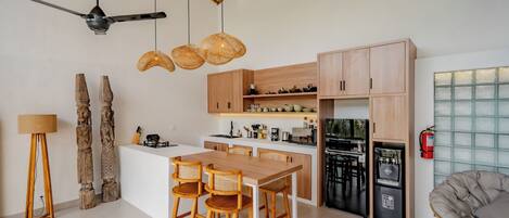 別墅, 2 間臥室, 私人泳池, 泳池景觀 | 私人廚房 | 電冰箱、微波爐、咖啡機/沖茶器、電熱水壺