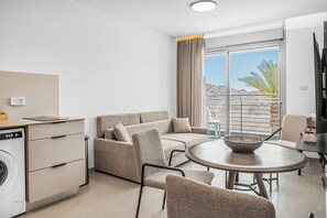 Apartment, Desert view | Front of property - Light Filled Modern Eilat Getaway (Eilat)