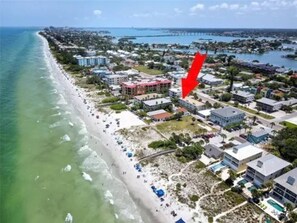 On the beach, sun-loungers, beach towels - Beach Treat!-Luxe Coastal Retreat (Indian Rocks Beach)