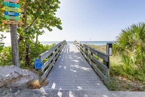 Miscellaneous - Beach Treat!-Luxe Coastal Retreat (Indian Rocks Beach)