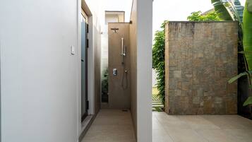 Deluxe Villa, Private Pool, Corner | Property grounds