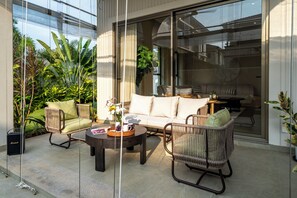 Deluxe Villa, Private Pool, Corner | Terrace/patio - Staymaster Casa Nivara (Siolim)