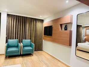 รูปภาพที่ไม่ได้จัดประเภท, 2 จาก 5, ปุ่ม