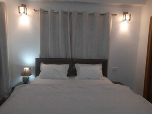Double Room | Iron/ironing board, free WiFi - Richa Cottage and Home Stay (Nainital)