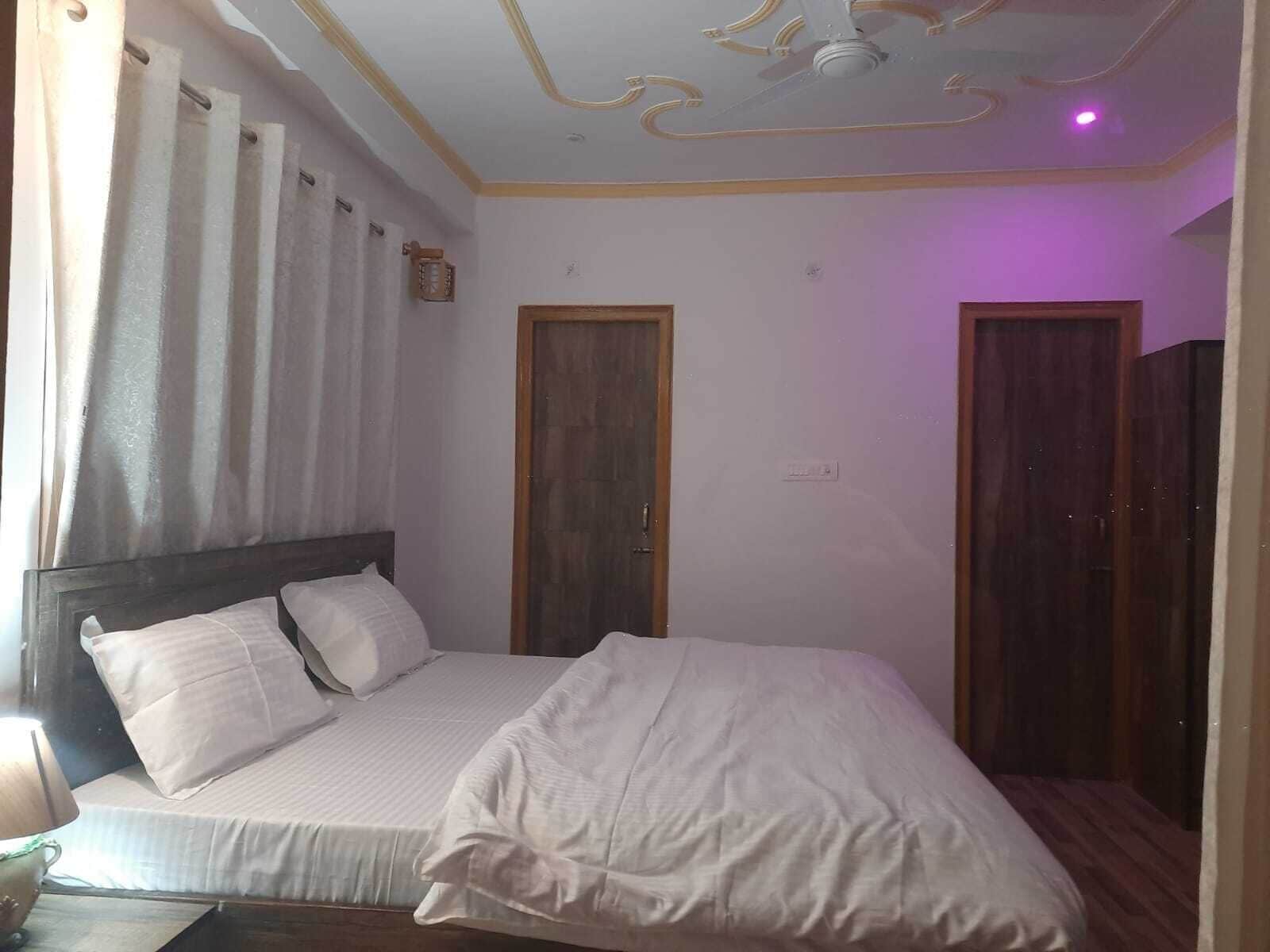 Quarto casal | Ferros/tábuas de passar roupa, Wi-Fi de cortesia