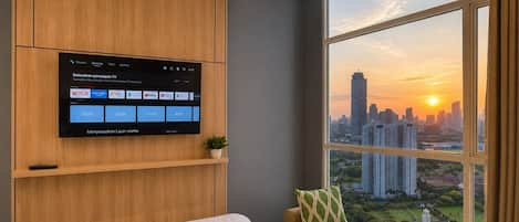 Apartment, 2 Bedrooms, City View