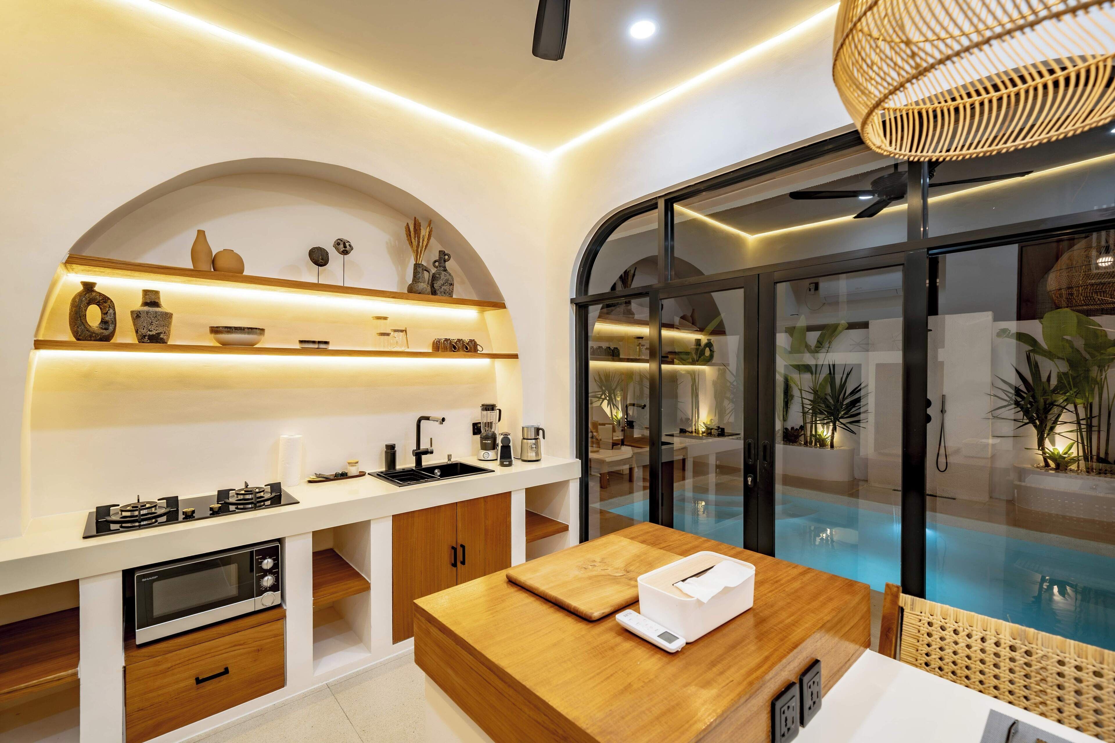 Villa, 2 habitaciones, alberca privada | Cocina privada | Cafetera y tetera, refrigerador, microondas y licuadora 