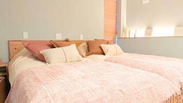 3 bedrooms, iron/ironing board, travel cot, WiFi
