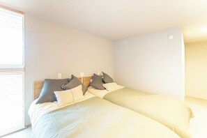 3 bedrooms, iron/ironing board, travel cot, WiFi