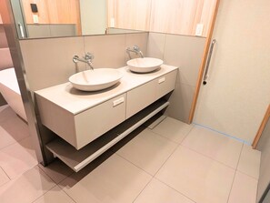 Nicht klassifiziertes Bild, 4 von 17, Schaltfläche