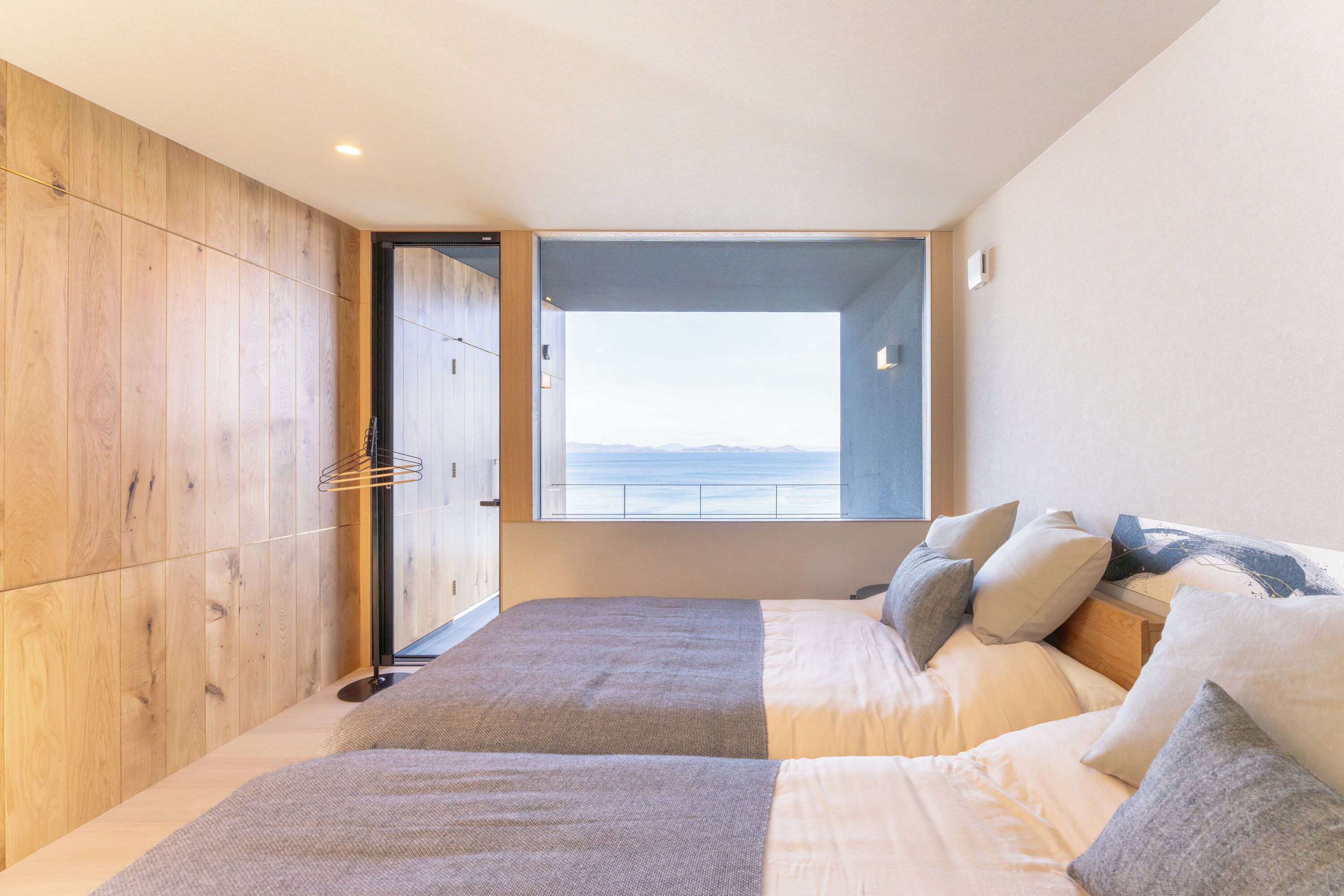 3 bedrooms, iron/ironing board, travel crib, WiFi