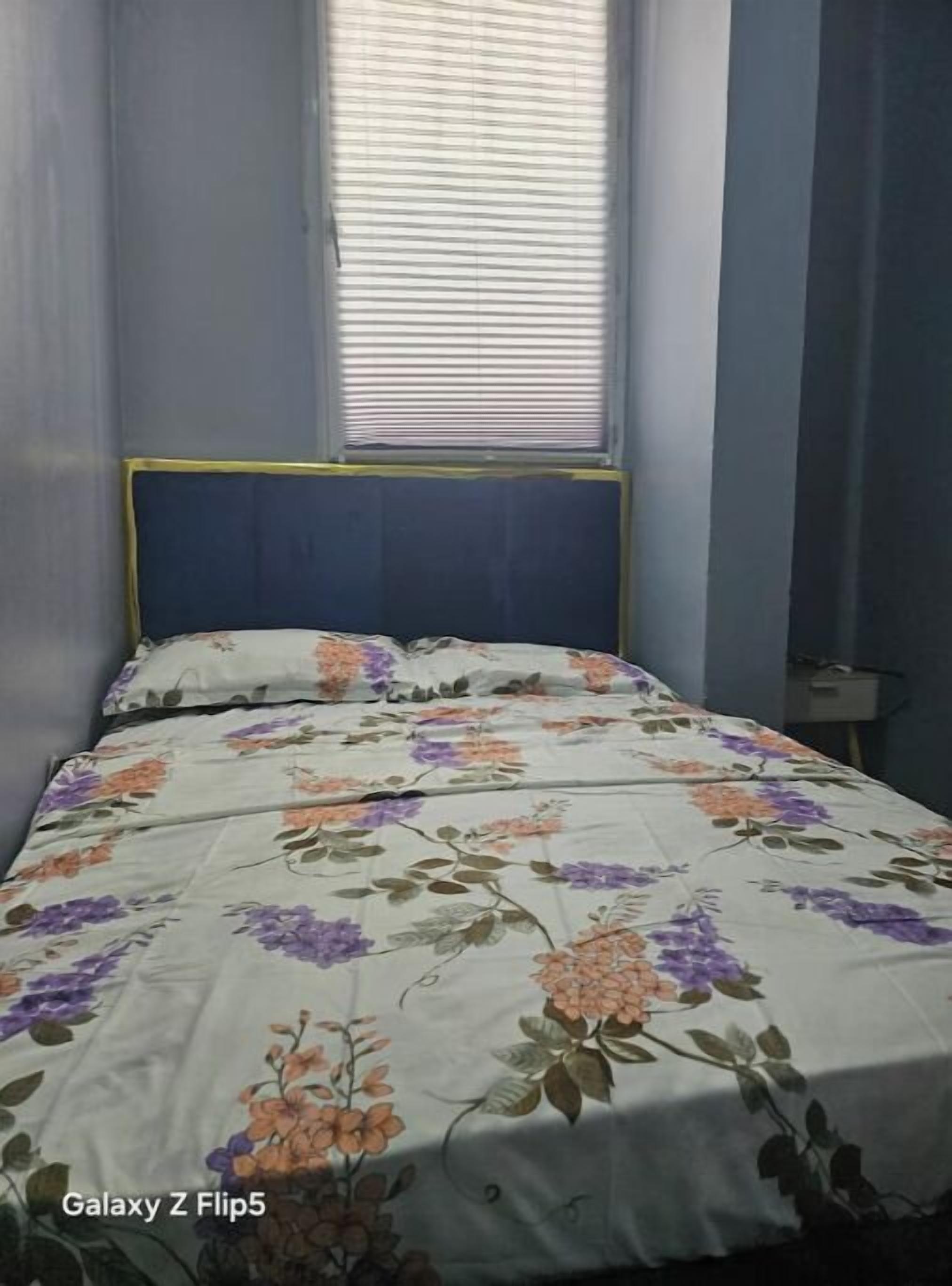 2 bedrooms, iron/ironing board, internet, bed sheets