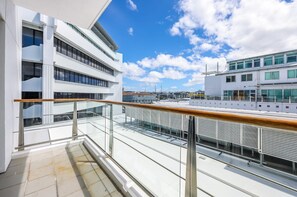 Property grounds - Sea view Apartment at water front CBD Free Parking (Auckland)