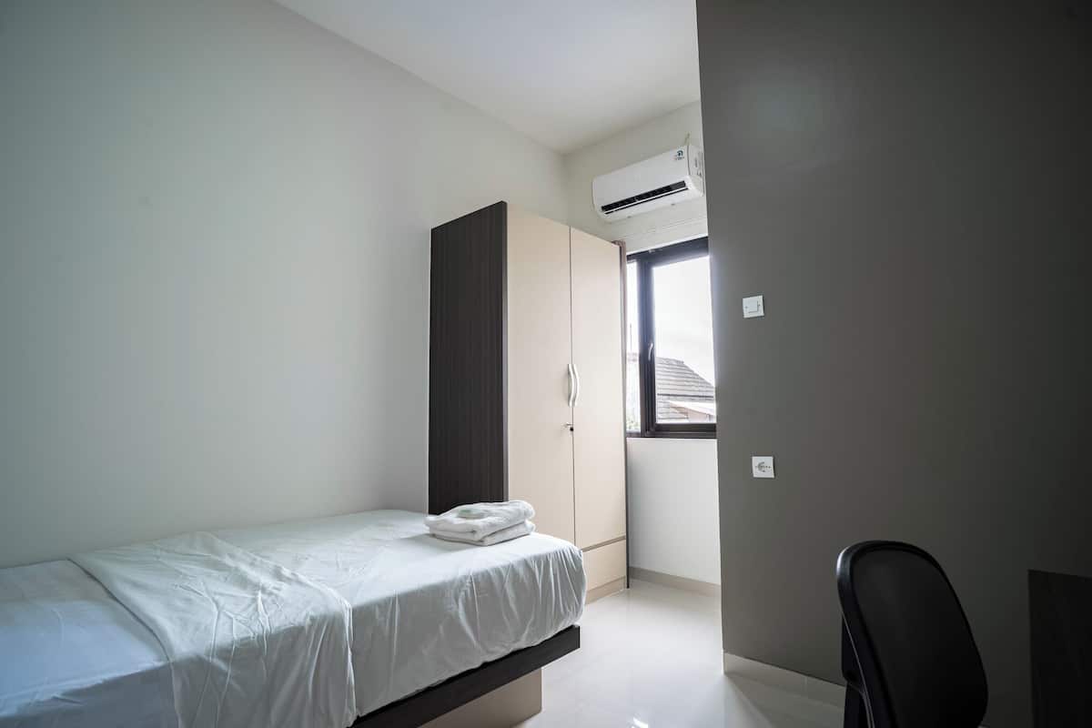 Habitación doble estándar | Escritorio, espacio para trabajar con laptop y wifi gratis