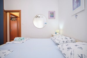 2 habitaciones, tabla de planchar con plancha y wifi gratis 