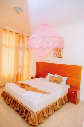 Suite, balcón, vistas a la colina