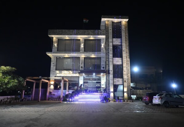 Exterior - The Ritu's Resort Shikohabad (Shikohabad)