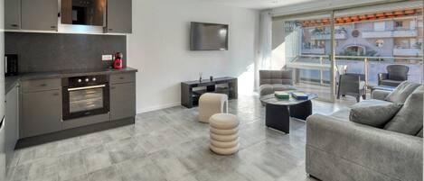 Smart TV, offices