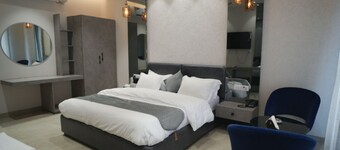 Hotel Cloud Castle Ludhiana