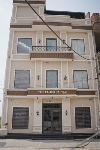 Hotel Cloud Castle Ludhiana