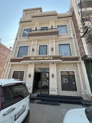 Imagem sem classificação, 3 de 7, botão