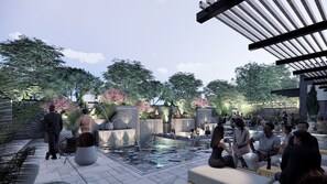 Outdoor pool - The Greenleigh, Autograph Collection (Houston)