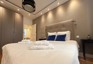 2 chambres, fer et planche à repasser, accès Internet, draps fournis