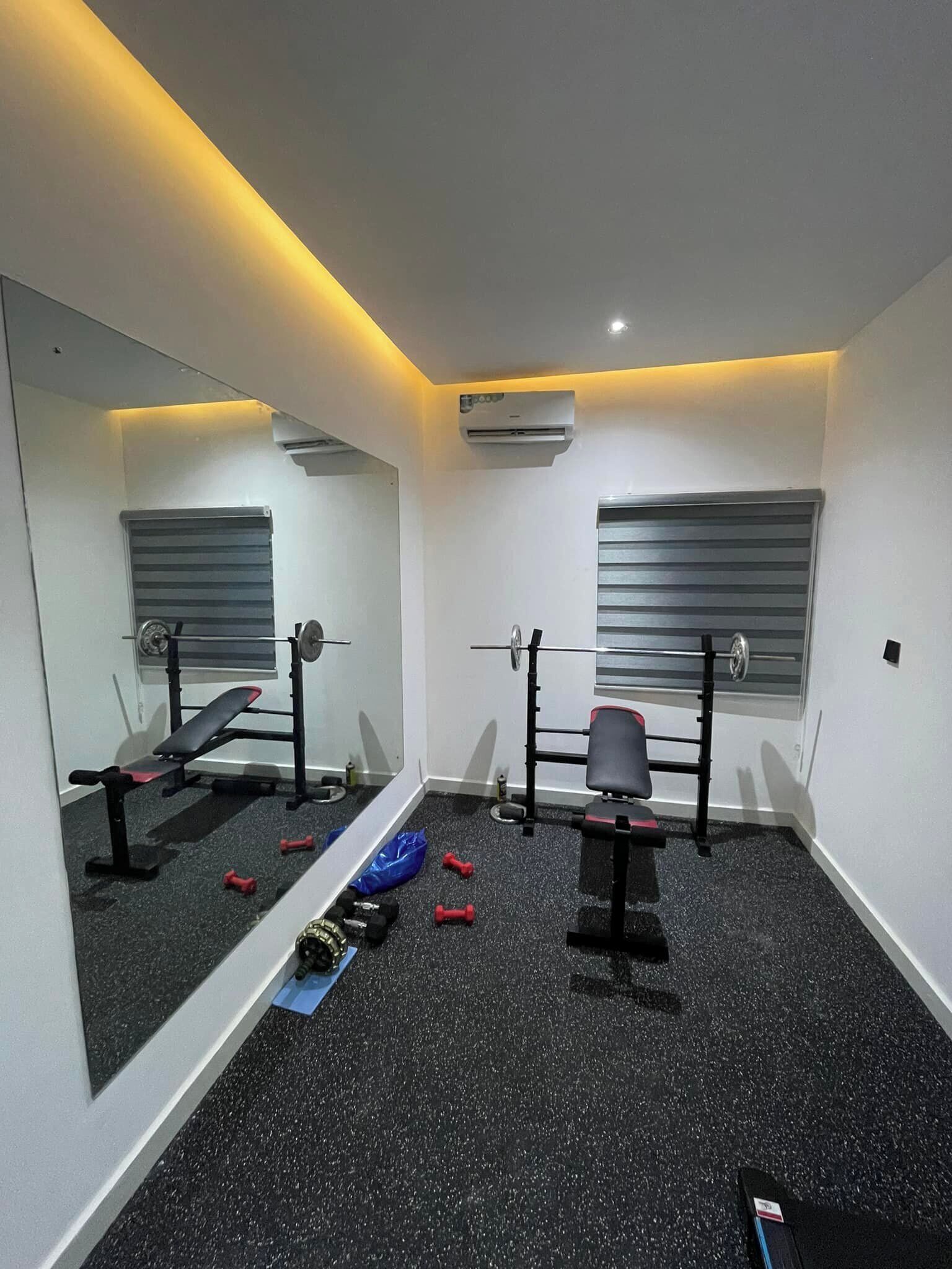 Junior Room, Balcony, City View | Fitness facility