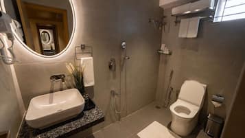 Shower, towels, soap, shampoo