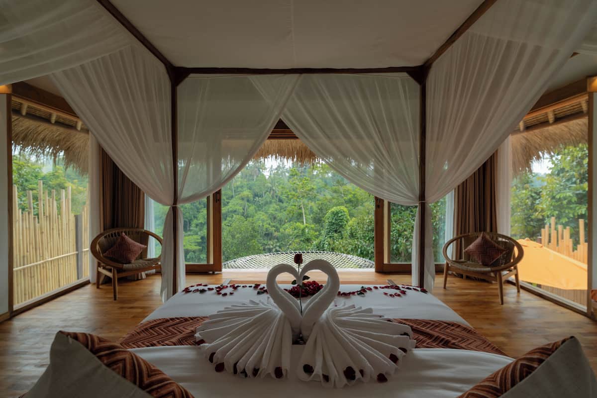 Sängtillbehör av högsta kvalitet, bäddmadrasser och minibar