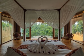 Sängtillbehör av högsta kvalitet, bäddmadrasser och minibar