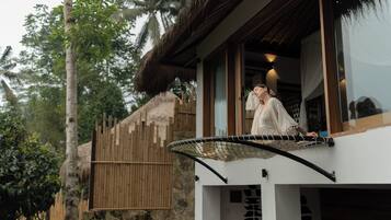 Luxury Duplex, Private Pool, Valley View | Property grounds