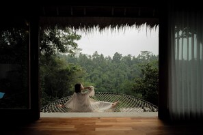 Premium bedding, pillowtop beds, minibar, in-room safe - Marangga ubud valley view & private pool (Ubud)